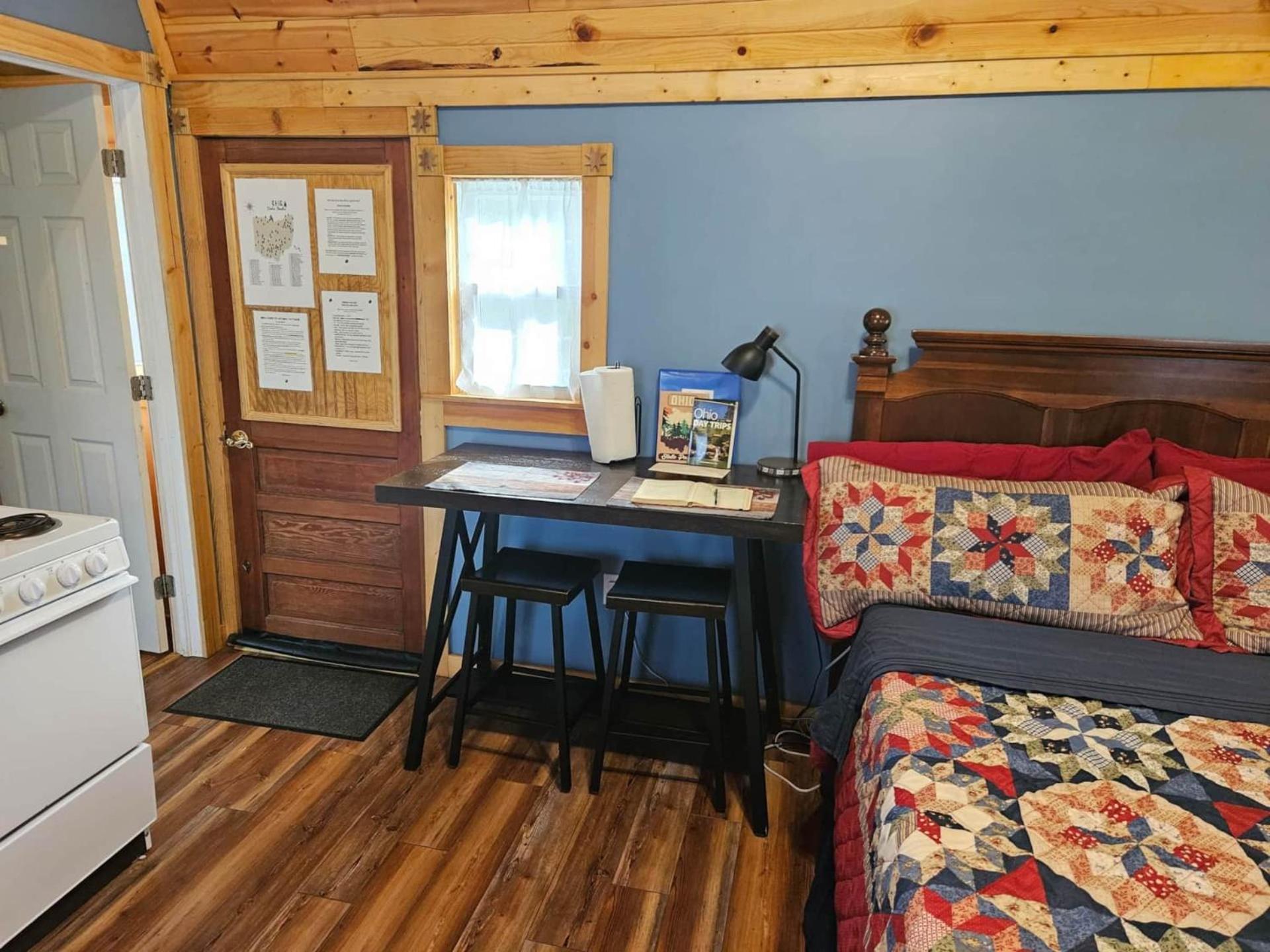 Acorn Cottage At Hocking Vacations Logan Bagian luar foto