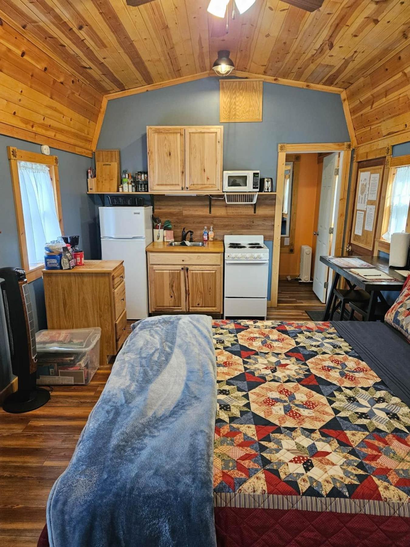 Acorn Cottage At Hocking Vacations Logan Bagian luar foto