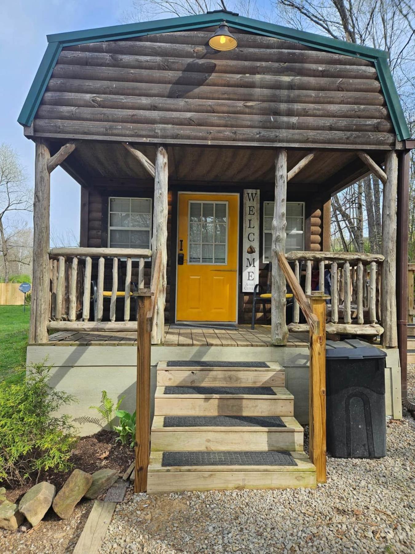 Acorn Cottage At Hocking Vacations Logan Bagian luar foto